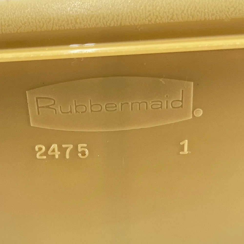 Rubbermaid vintage 2475